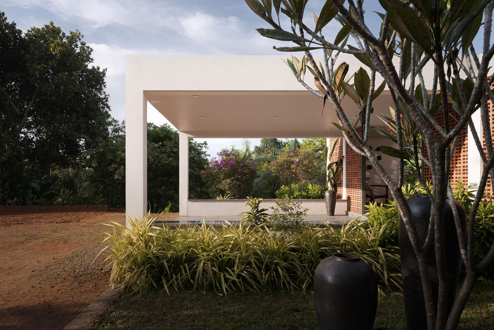 绿意环绕的现代乡村住宅——Mala House