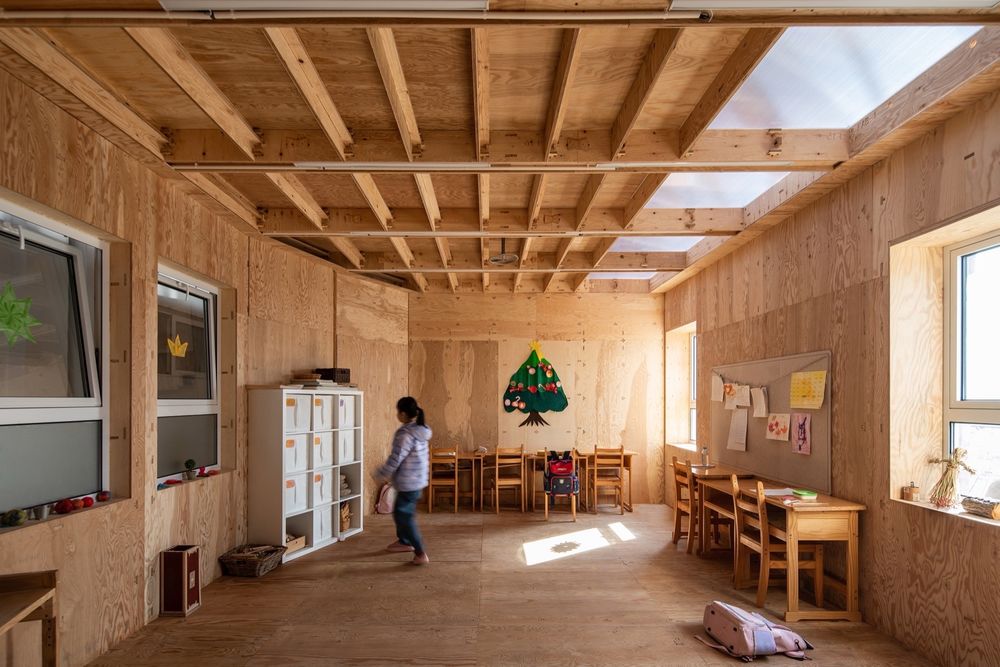 上海闵行松鼠与大山自然社区建筑改造更新 / 派对朋友的飞船
