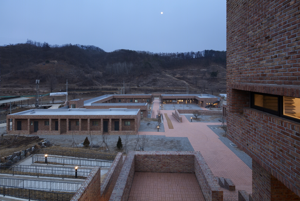 禅意空间 | Jetavana Seon（Zen）Center 的佛教寺庙设计
