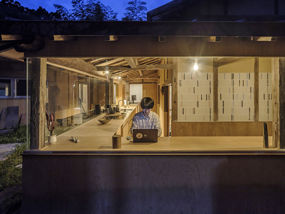 Arai mise工作室，日本 / kurosawa kawara-ten Architect