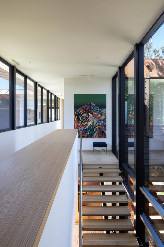 加州风情，寓自然于室的 Rustic Canyon Residence