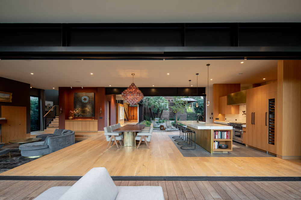 加州风情，寓自然于室的 Rustic Canyon Residence