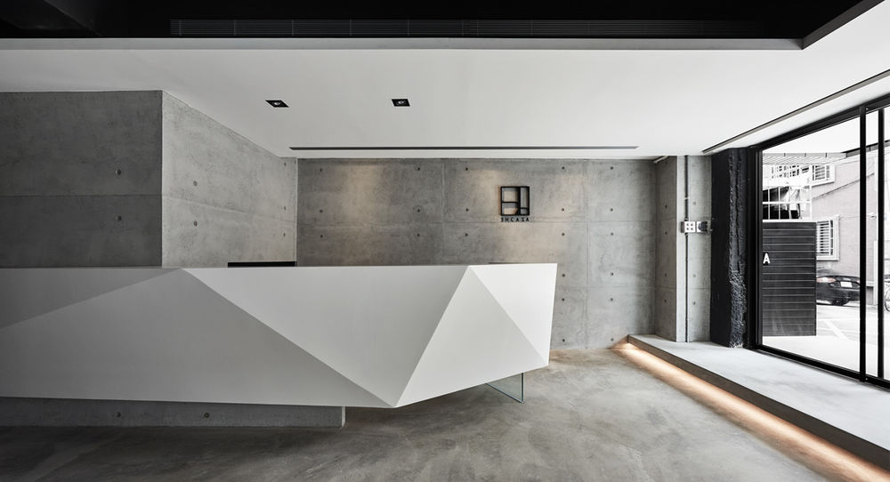 郑明辉打造现代水泥板展厅，展现独特创意设计