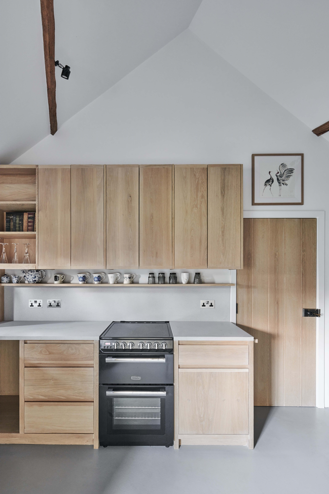 Crawshaw Architects 打造乡村图书馆，从牛棚到知识的华丽蜕变