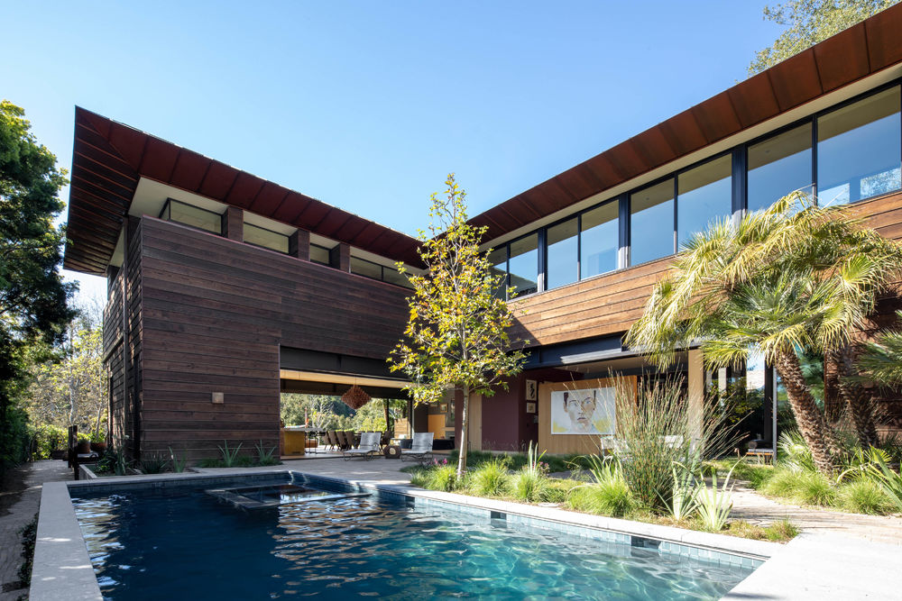 加州风情，寓自然于室的 Rustic Canyon Residence