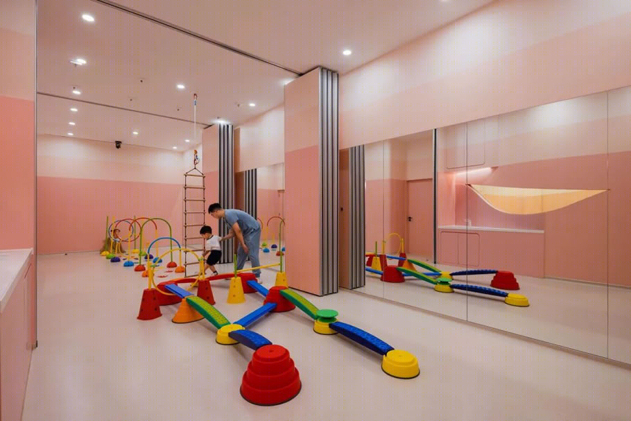 北京 FlySolo 儿童康复诊所 | UNStudio 打造包容性医疗空间