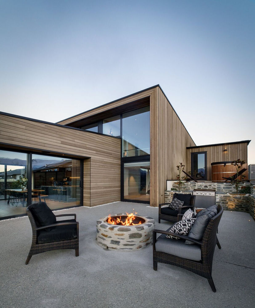 新西兰 Wanaka 区家庭住宅，展现自然美景与私密生活