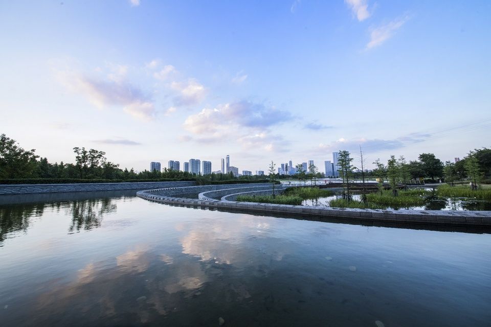 南京河西生态公园 | 水文化复兴的城市滨水空间