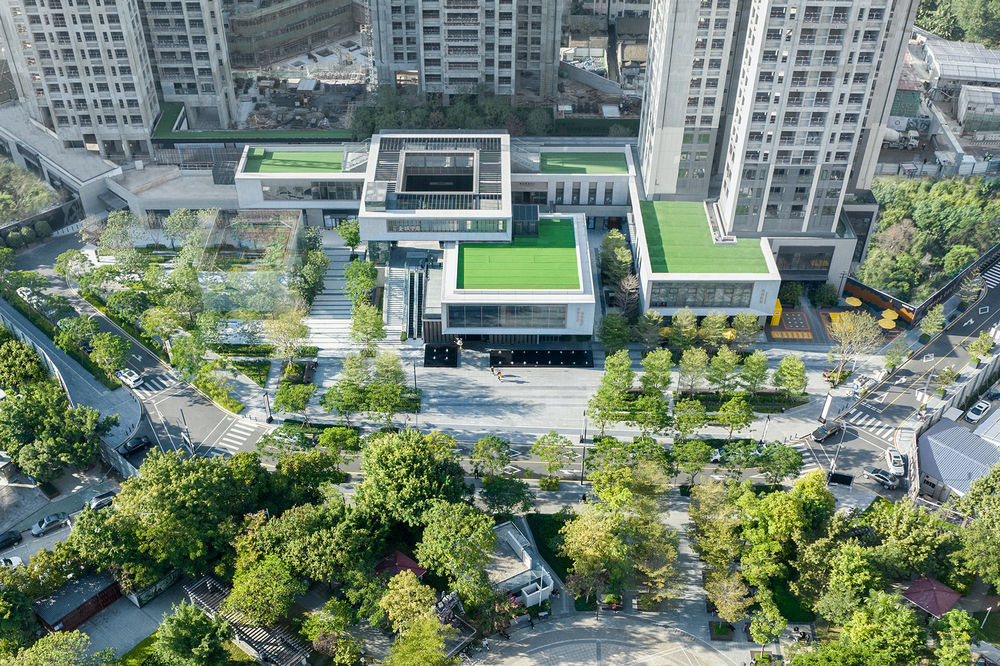 回龙埔社区中心 | 多功能空间与自然共生