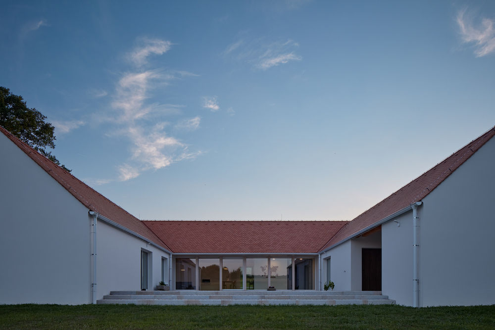 南波西米亚家庭住宅 | 现代建筑与自然环境的完美融合