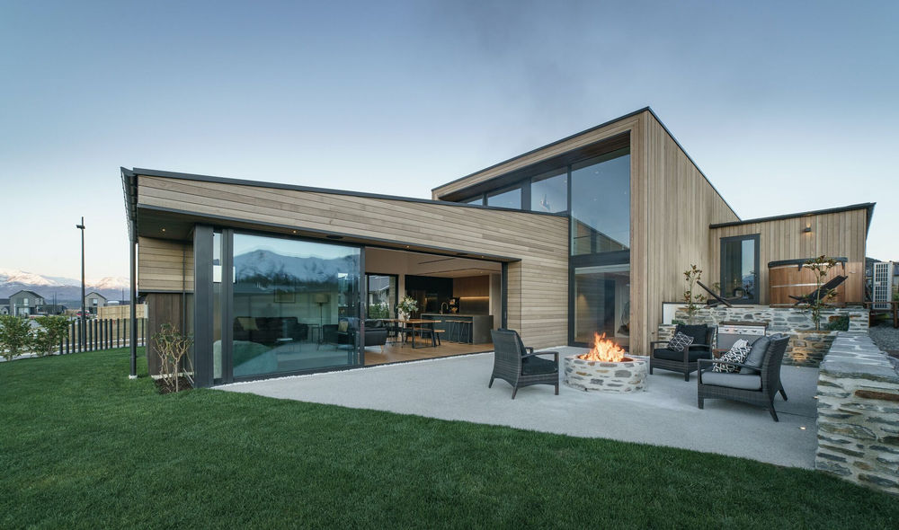 新西兰 Wanaka 区家庭住宅，展现自然美景与私密生活