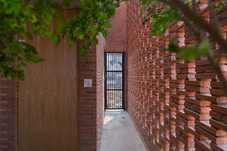 热带空间 LT House | 共享私密空间，营造宜居环境
