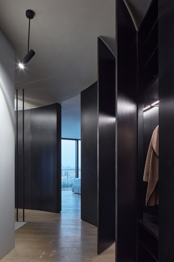 Prague Penthouse | 城市景观与室内空间的边界融合