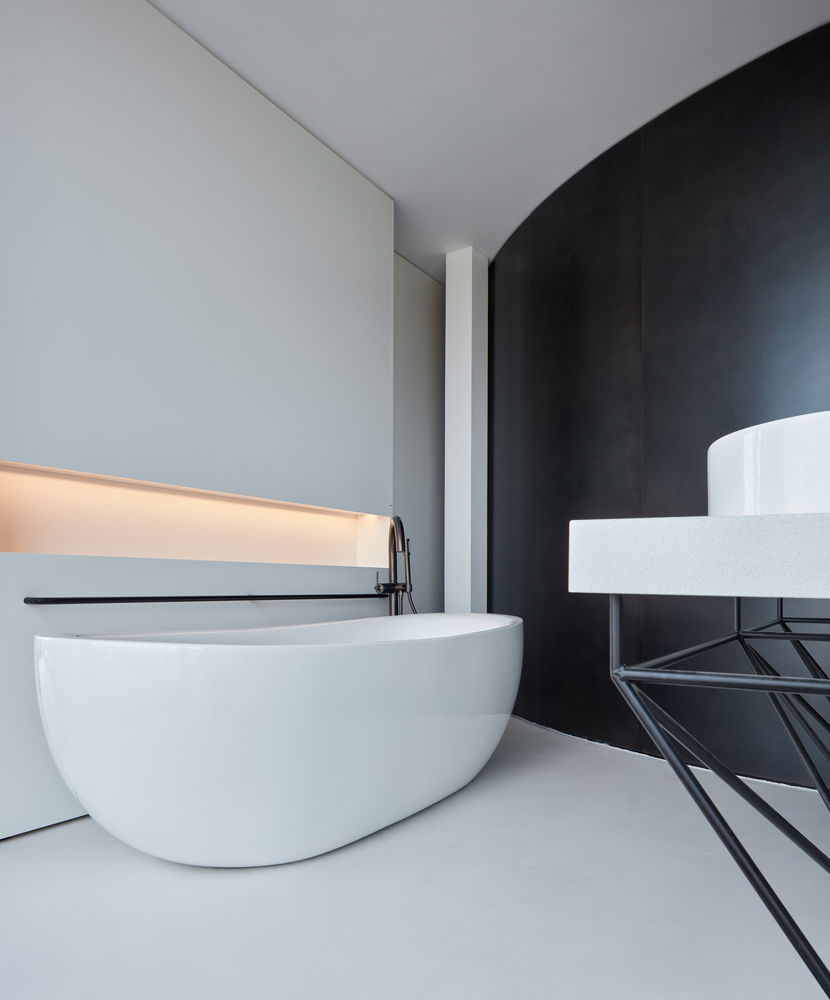 Prague Penthouse | 城市景观与室内空间的边界融合