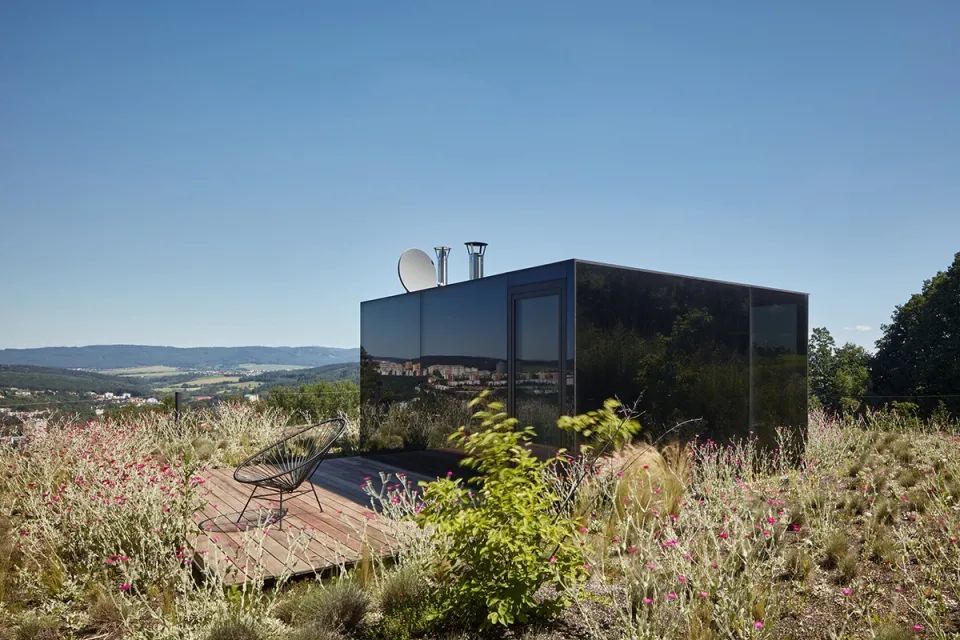 捷克 Lazy House | 融入自然的现代住宅设计