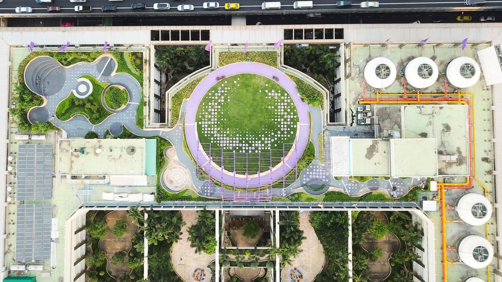 曼谷医院绿色屋顶疗养花园 | 融入自然的健康空间