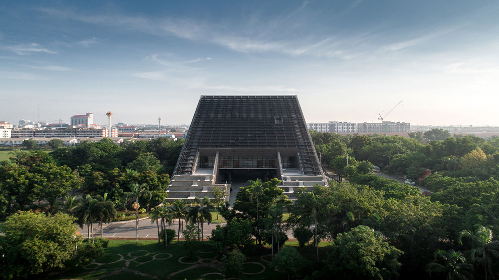 农业金色庆典博物馆办公室 | 地景式建筑的绿色创新