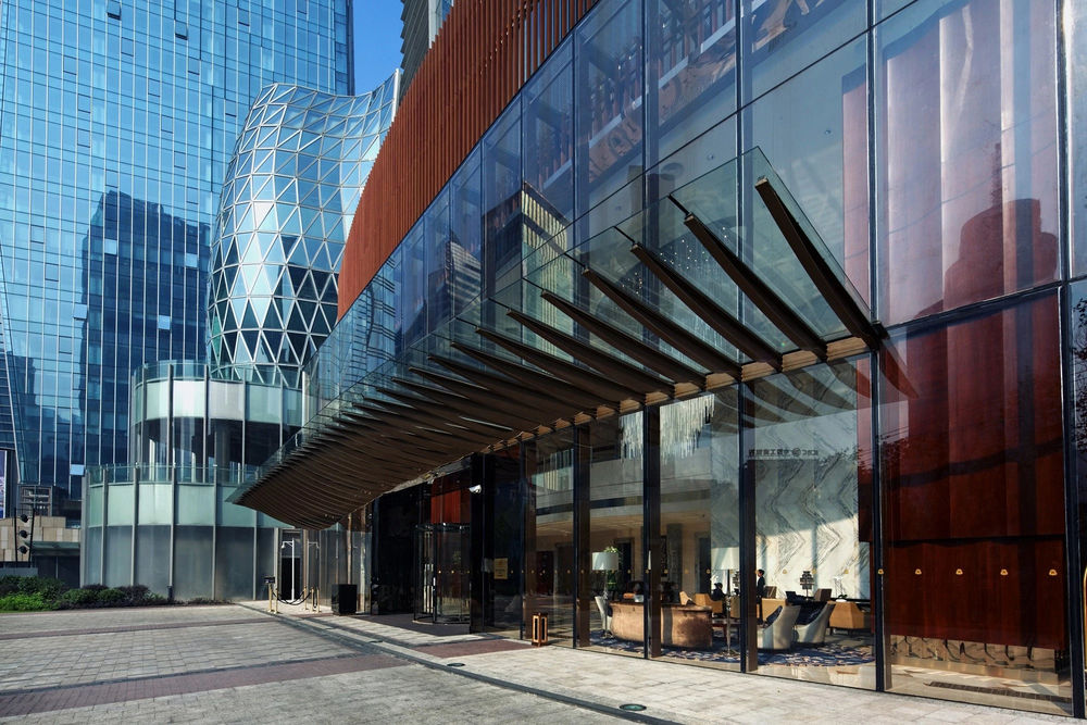 Evergrande Huazhi Plaza | 自然景观与现代建筑的完美融合
