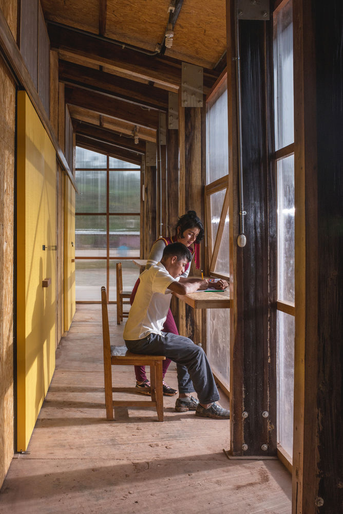 秘鲁圣埃琳娜住宅 | 教育建筑的生态与舒适设计