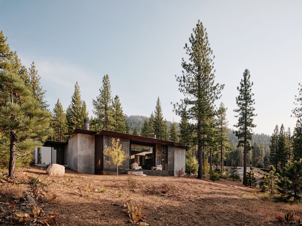 美国 Sierra Nevada Mountains 自建房 CAMPout | 融入自然的防火设计
