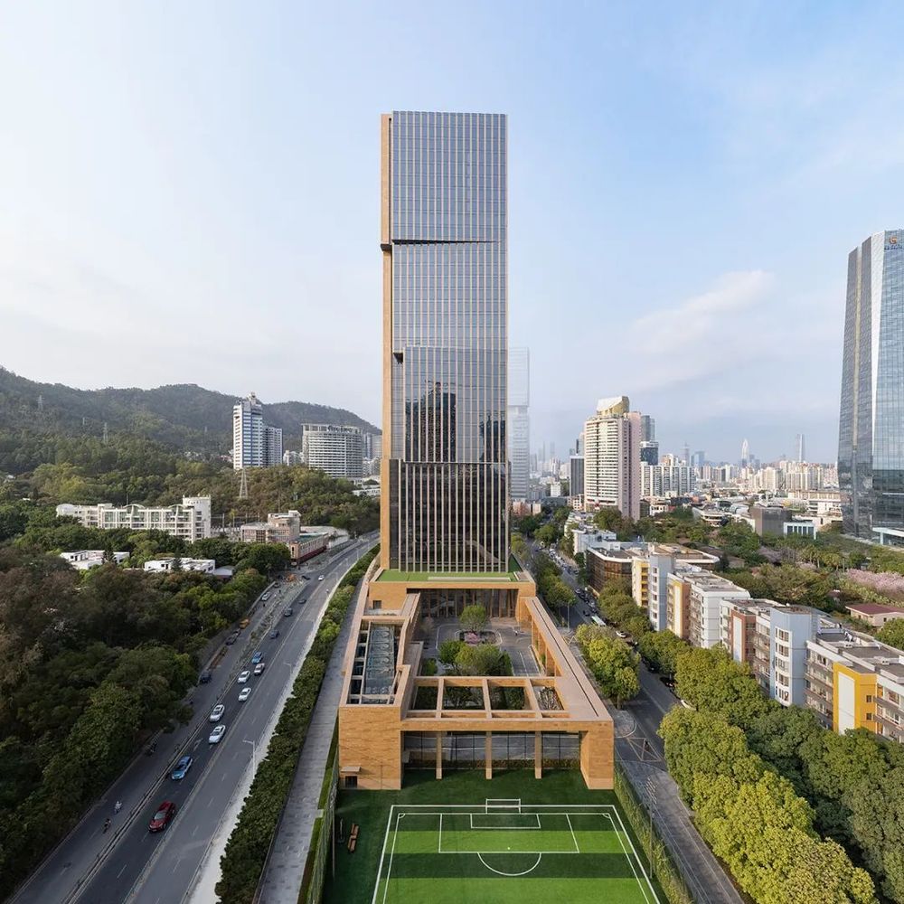 深圳时代广场办公楼 | 活力与宁静的完美融合
