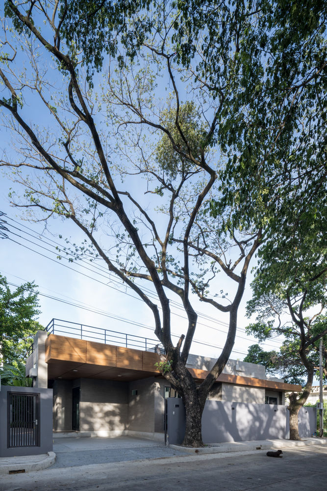 曼谷郊区别墅建筑——Phutthamonthon-Y House