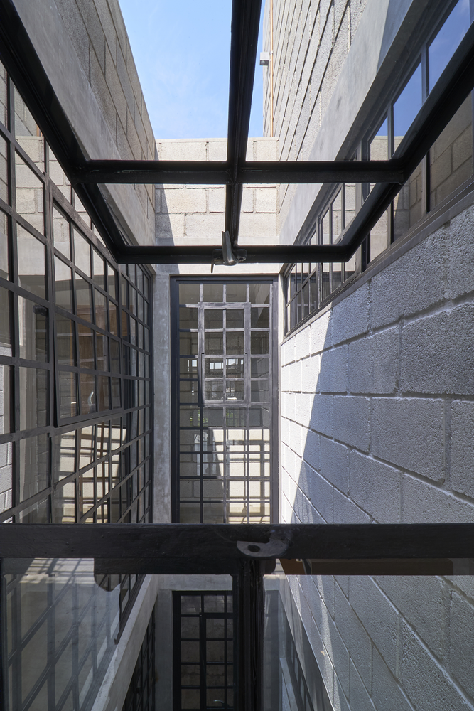墨西哥 Melón House 别墅 | 生活与工作的亲密空间