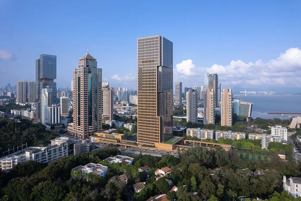 深圳时代广场办公楼 | 活力与宁静的完美融合