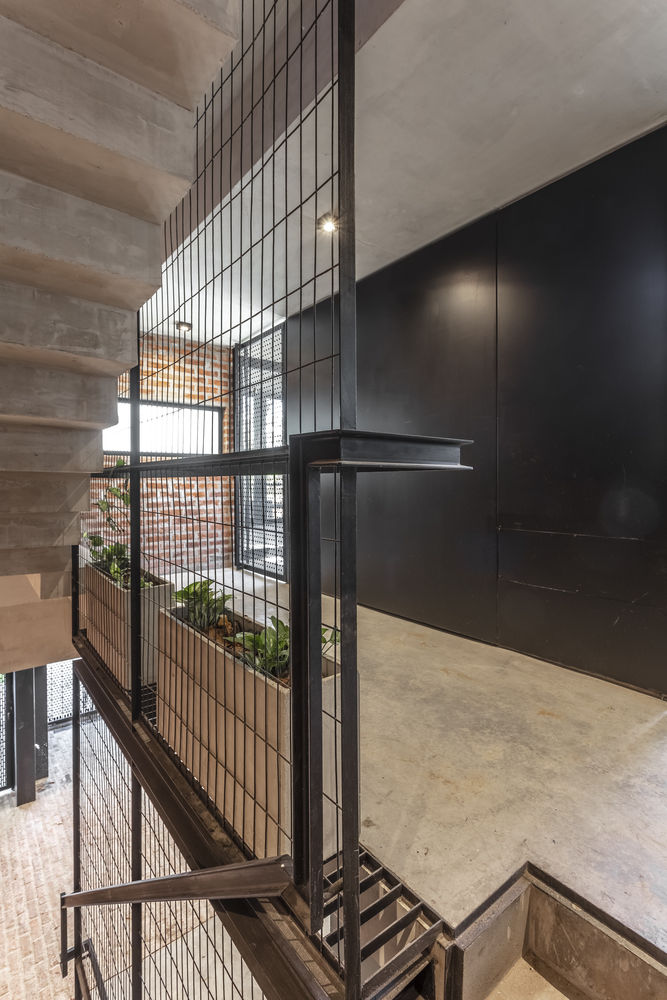 阿根廷 Saavedra 区 MA 4519 住宅楼——紧凑空间的创新设计