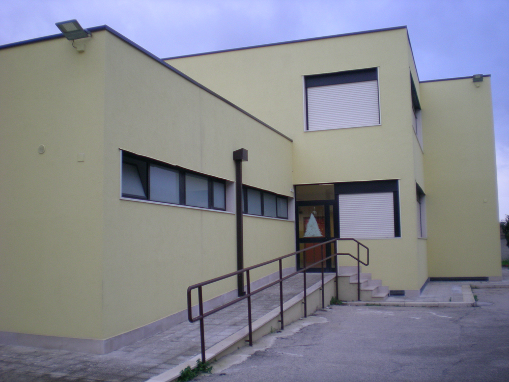 2018 年完成的 Bitonto 市政学校房产改造