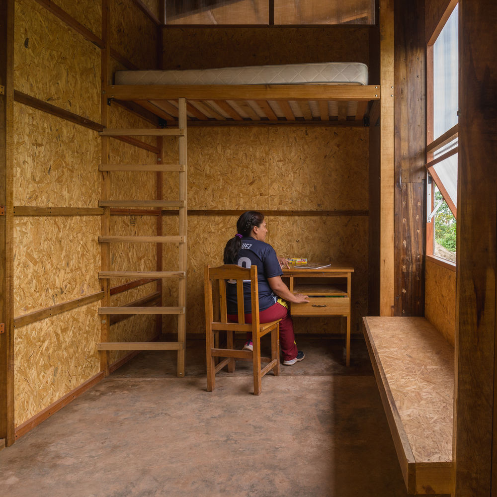 秘鲁圣马丁德潘果阿“圣伊莲娜住宅” | 绿色环保，模块化设计