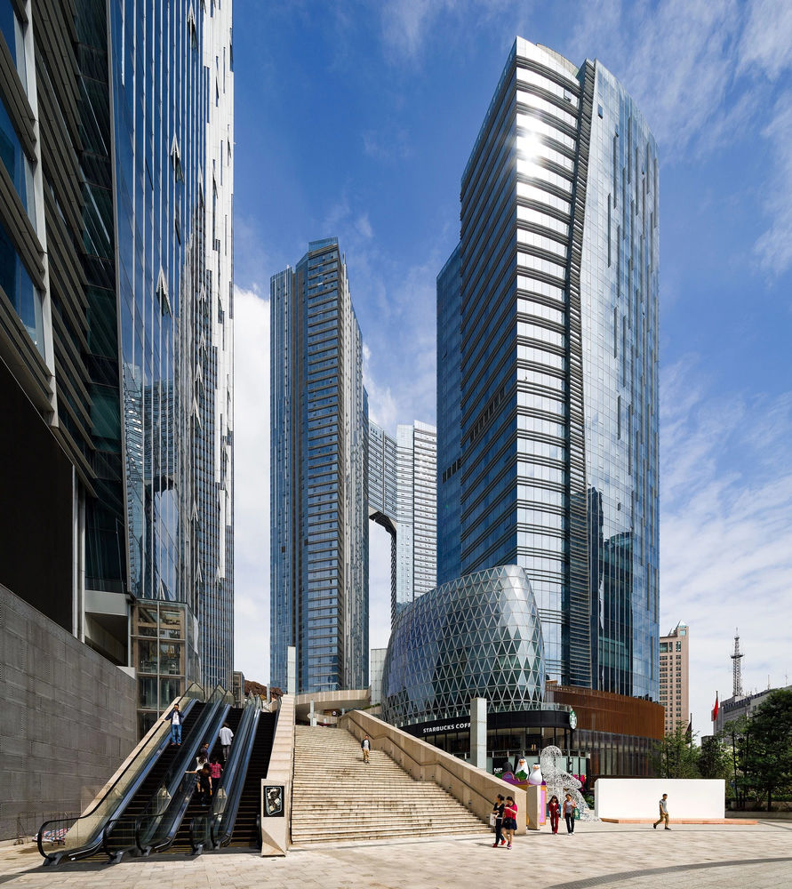 Evergrande Huazhi Plaza | 自然景观与现代建筑的完美融合