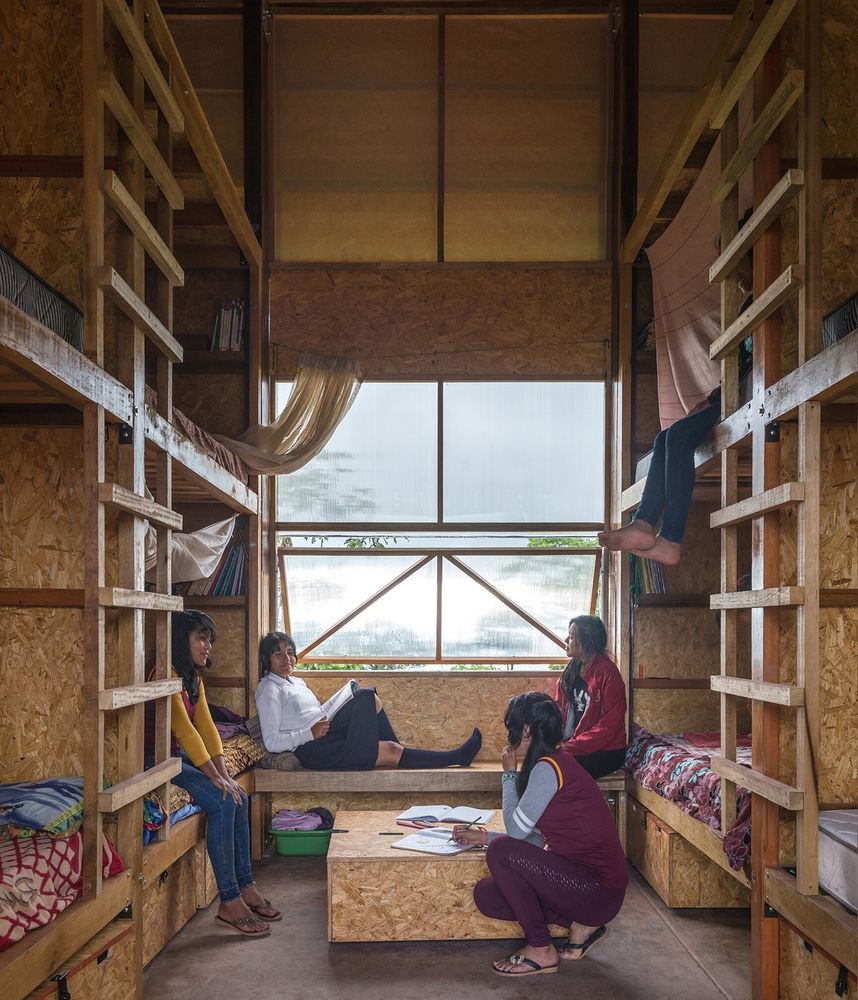 秘鲁圣埃琳娜住宅 | 教育建筑的生态与舒适设计