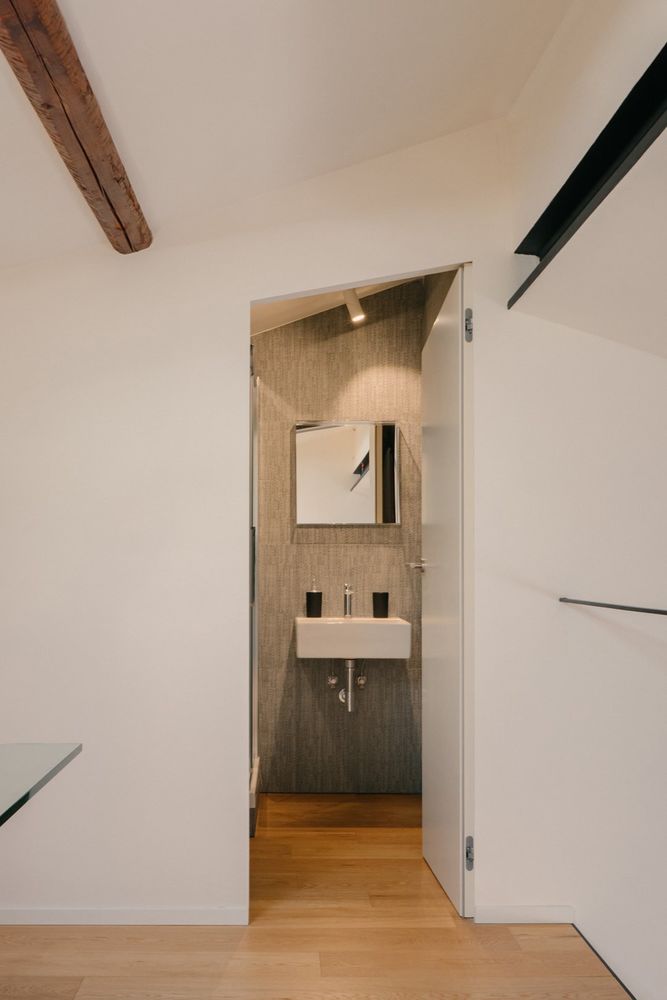 OKS ARCHITETTI 打造现代简约公寓 CasaL+M，完美融合功能与美感