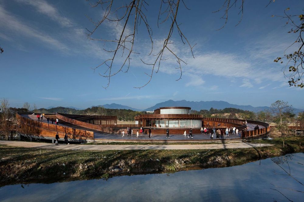 山水之间的螺旋休闲中心——Dushan Leisure Center