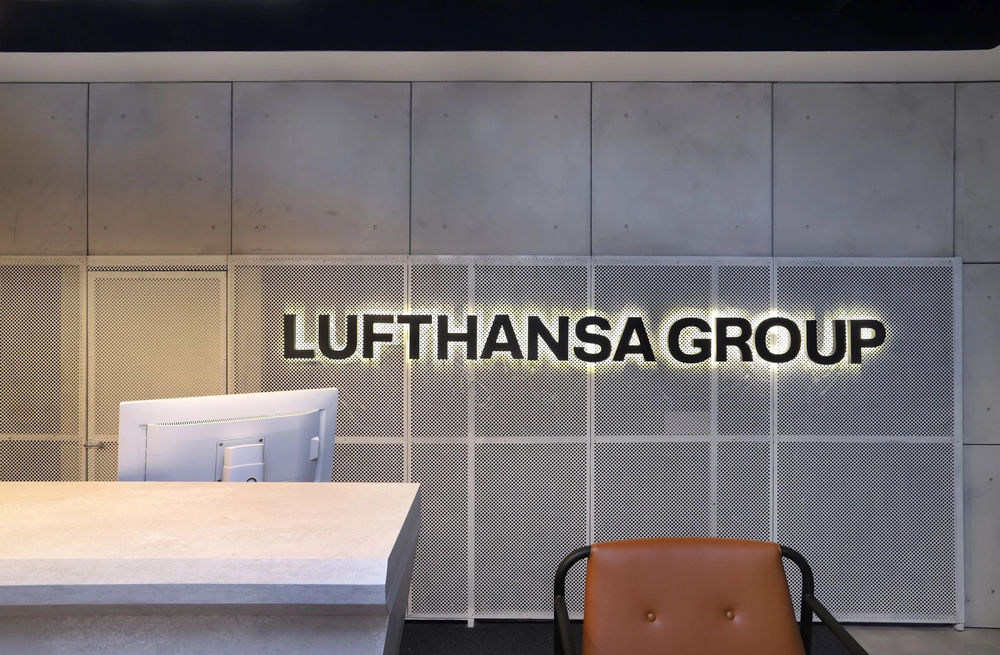 巴西圣保罗 Lufthansa 办公室 | 工业风与生态友好的创意空间