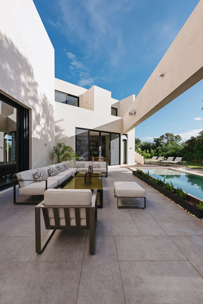墨西哥 Yucatán 别墅 Kutz House——室内外和谐共生，打造实用低维护度假之家
