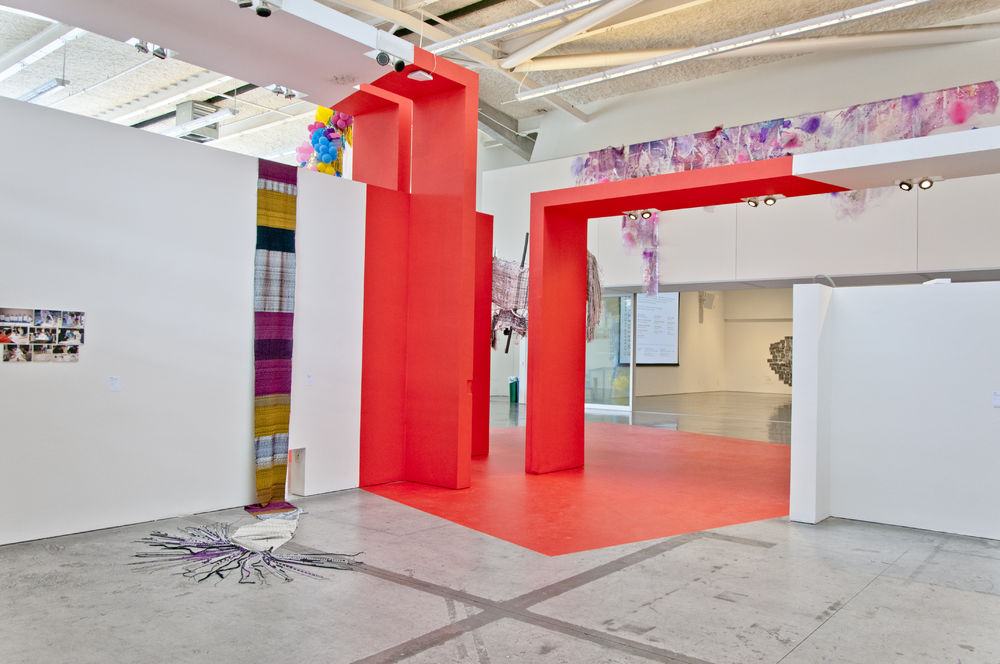 加州艺术学院多彩展厅 | 破除空间层级，优化展览体验