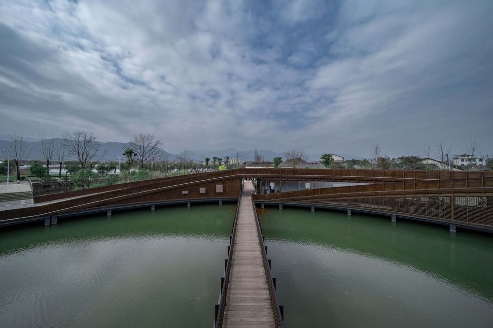 山水之间的螺旋休闲中心——Dushan Leisure Center