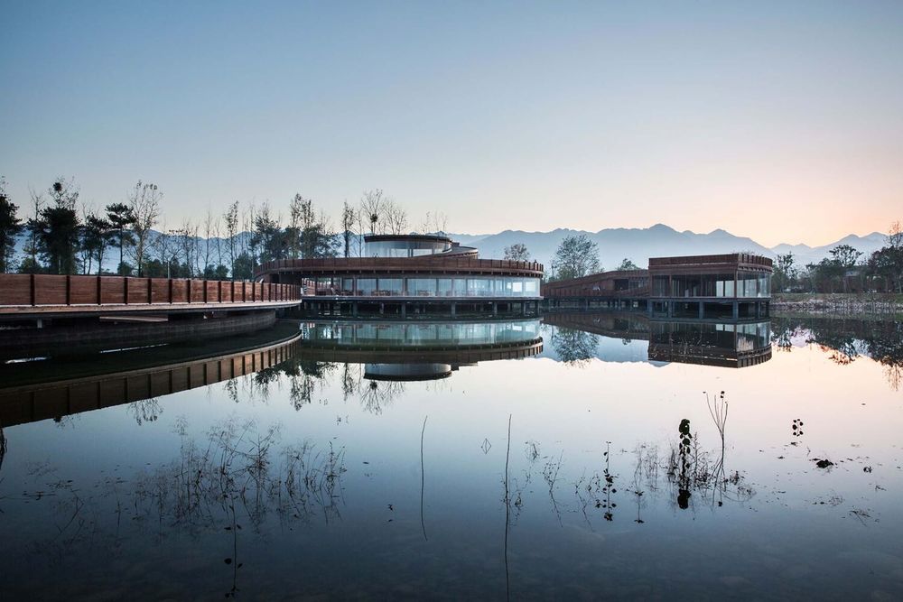 山水之间的螺旋休闲中心——Dushan Leisure Center