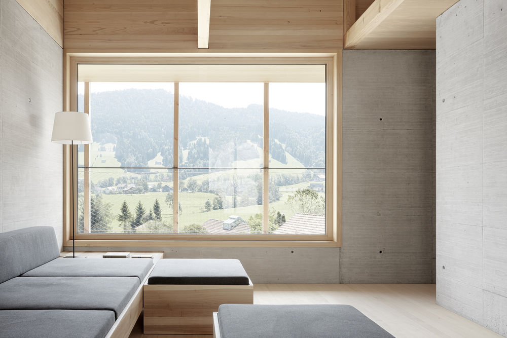 融合自然的 Höller House | 室内外透明度的艺术把握