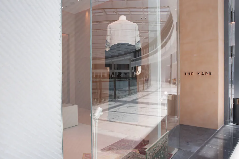 SUPERFUTUREDESIGN*打造迪拜购物中心时尚大道扩展区-- The Kape 精品店设计