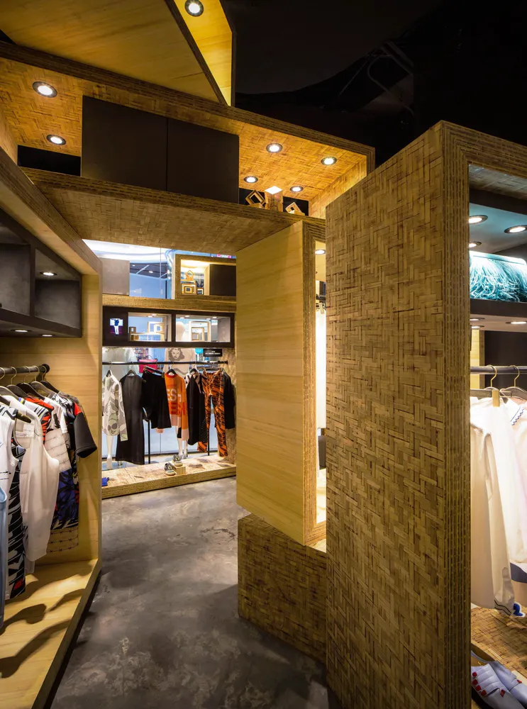 上海新天地“Alter Cube”概念店