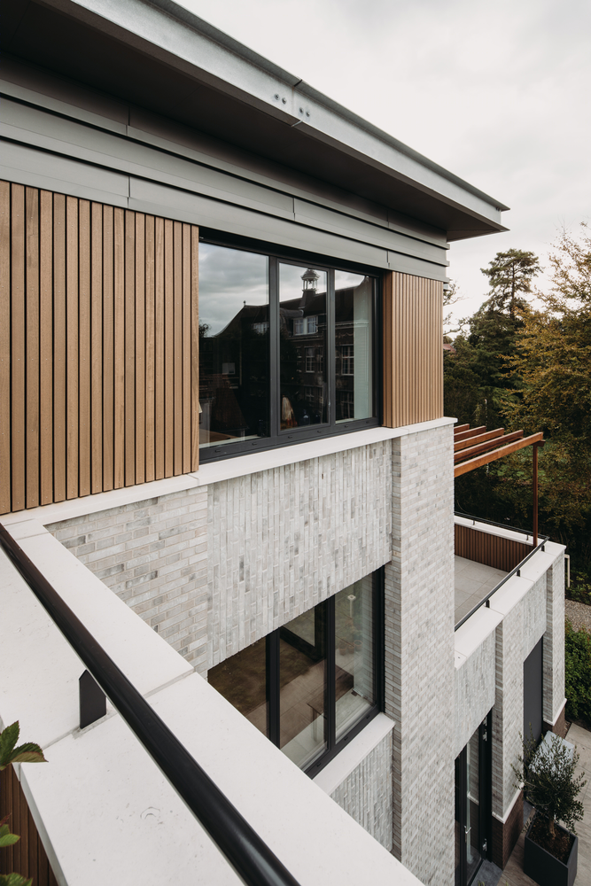 VanOmmeren-architecten 打造荷兰 Bloemendaal 绿色别墅式公寓
