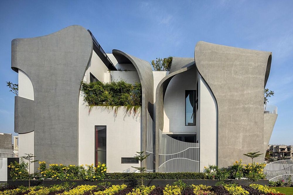 The Ribbon House: A Fluid Journey of Concrete and Emotion in Mohali