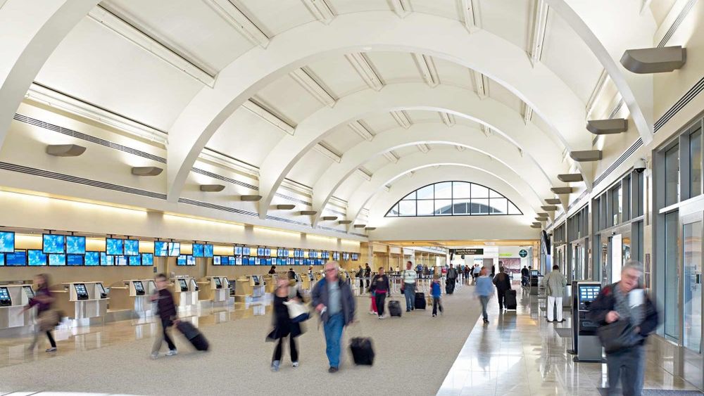 洛杉矶约翰·韦恩机场 Terminal C 室内设计