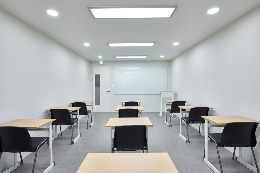 白色简约 | 39 平米数学学院室内设计