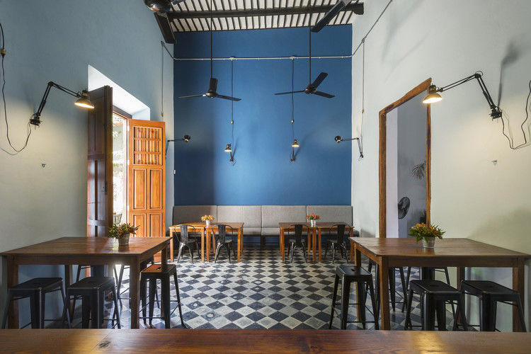 墨西哥 Merida 市 Colonial House 酒吧修复项目