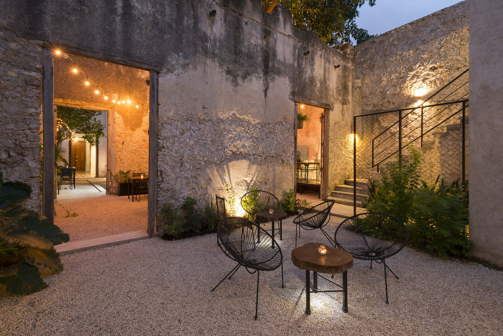 墨西哥 Merida 市 Colonial House 酒吧修复项目