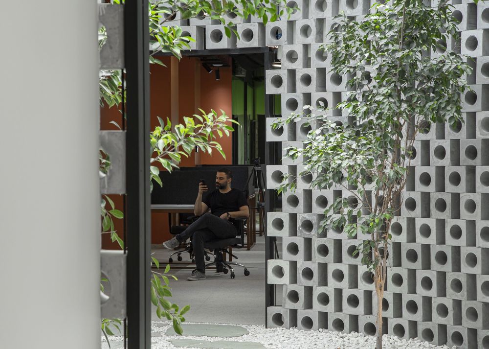 Creative House of Hezareh / Criteria Group